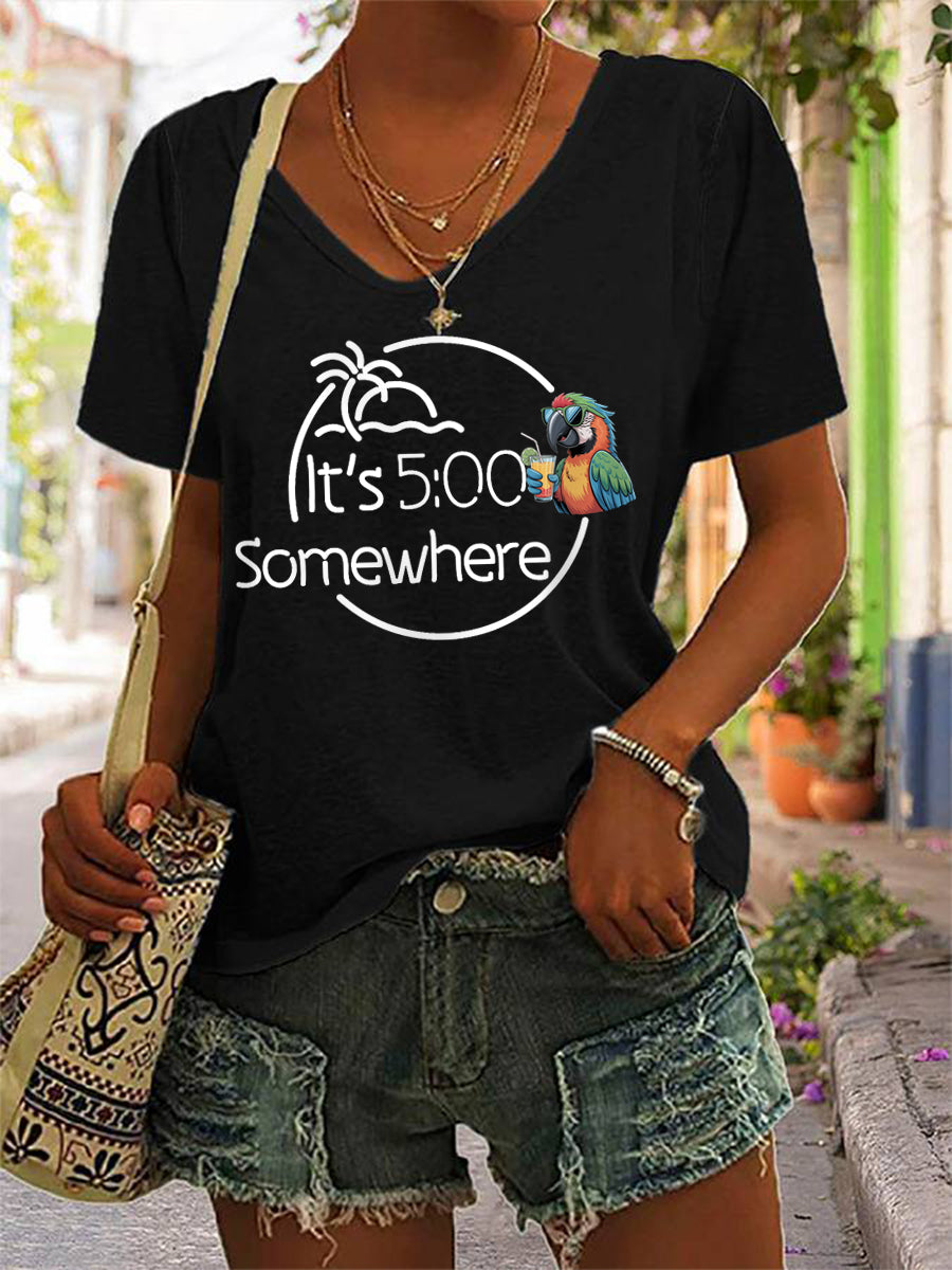 Women's It‘s 5 O'clock Somewhere Parrot Print Casual V-Neck Tee